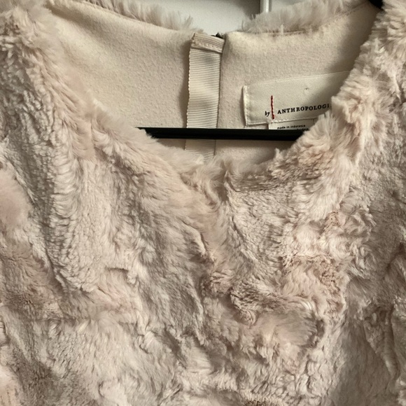 Faux Fur Cream Anthropologie Top - XS - Picture 5 of 8